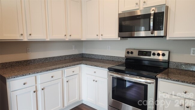 Photo - 14320 Moss Rd