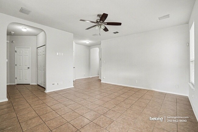 Photo - 175 Katherine Way