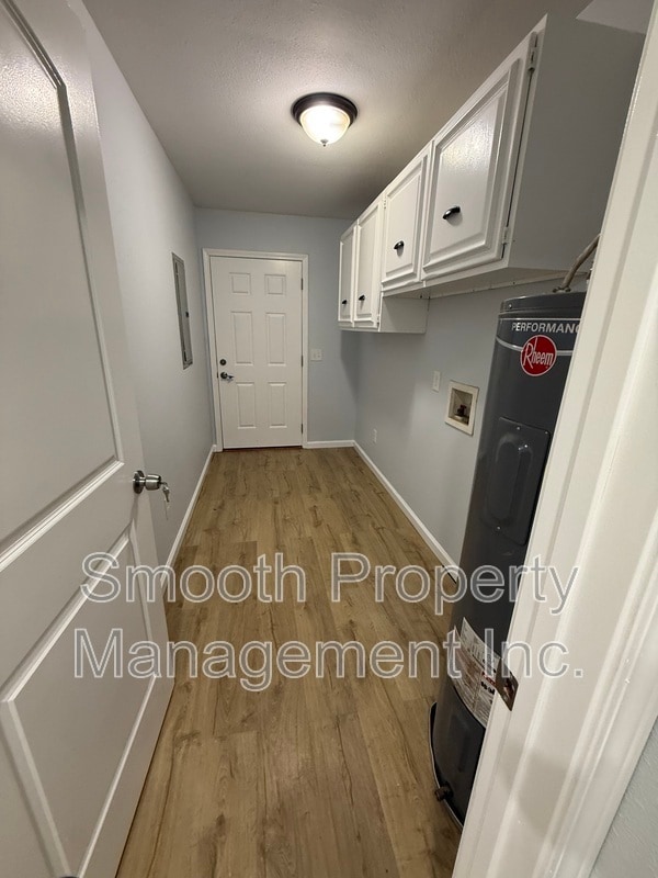 Photo - 8699 Riverstone Rd