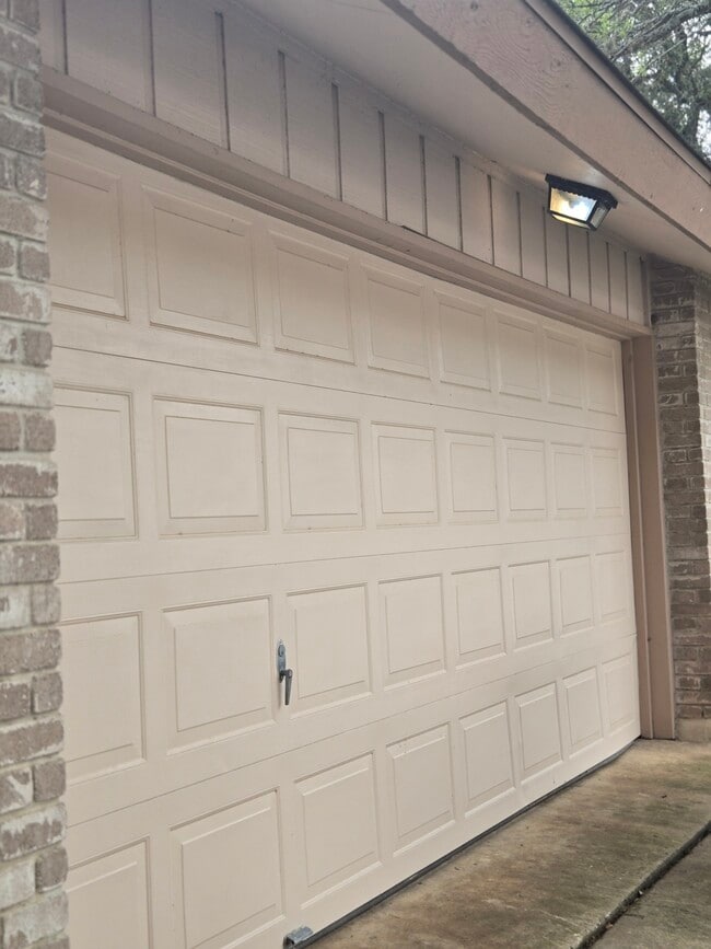 Photo - 9570 Bowen dr