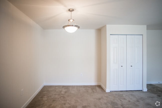 Photo - Rose Hill Apartments