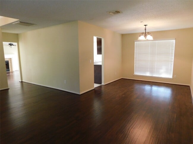 Photo - 3303 Rimrock Dr