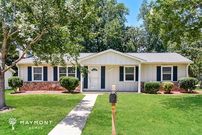 Adorable 3 Bedroom - Adorable 3 Bedroom House