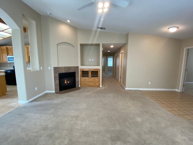 Photo - Cozy 3 Bedroom With A Large Den!