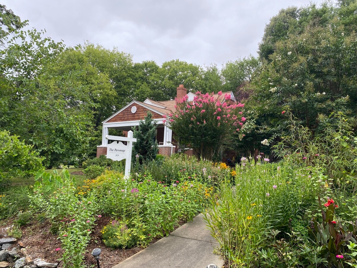 Photo - 807 Benton St