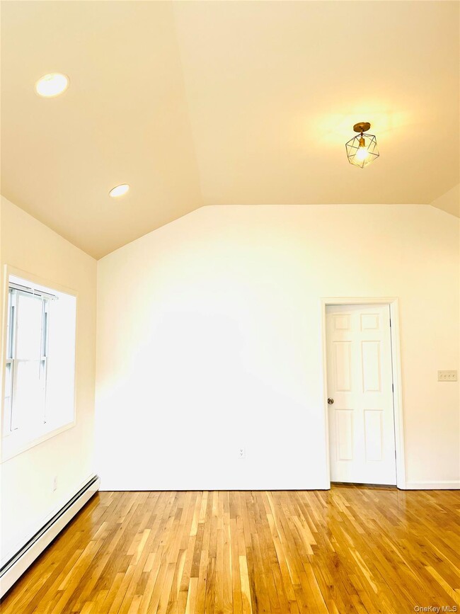 Photo - 82-81 88th Pl