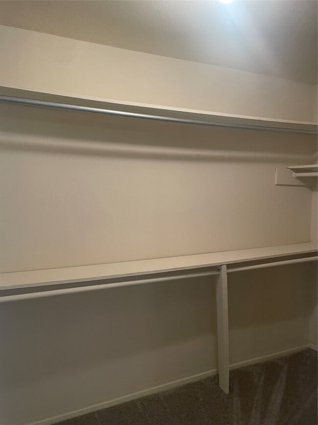 Building Photo - 7051 Chasewood Dr Unit True