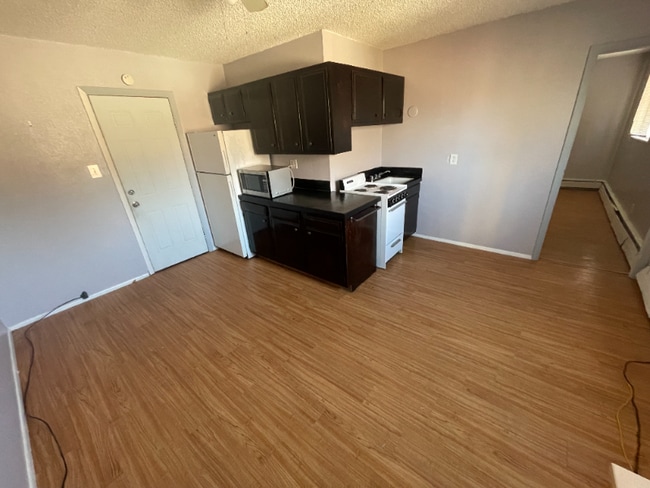 Building Photo - 125 Charmony Frontage Rd Rental