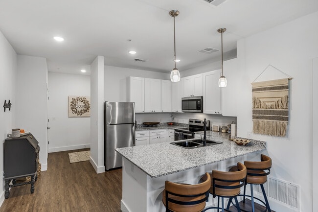 Photo - Flat Creek Apartments