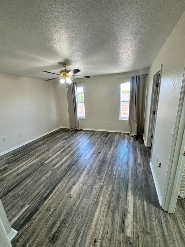 Photo - 2822 Grasmere View Pky