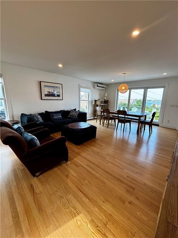 Photo - 433 Wolcott Ave