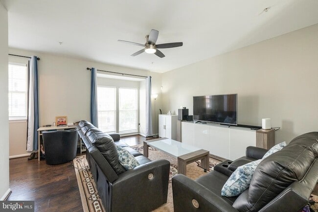 Photo - 4004 Meadow Trail Ln