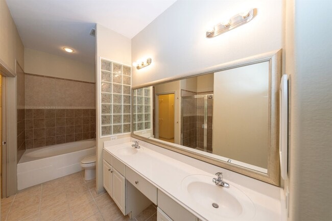 Building Photo - 1441 East St Unit 207