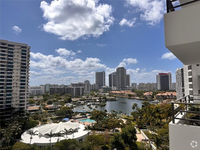 Building Photo - 600 Three Islands Boulevard Unit 1015 Rental