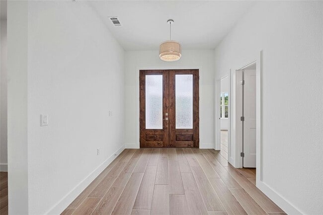 Photo - 2801 Wilson Ave