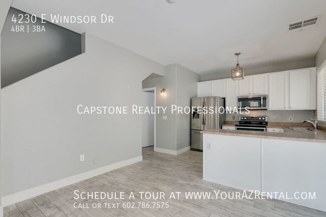 Photo - 4230 E Windsor Dr
