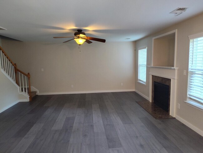 Photo - 8708 SedgeBurn Dr