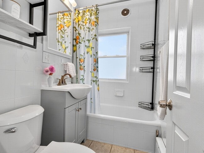 Photo - 187 Florence St Unit 2L