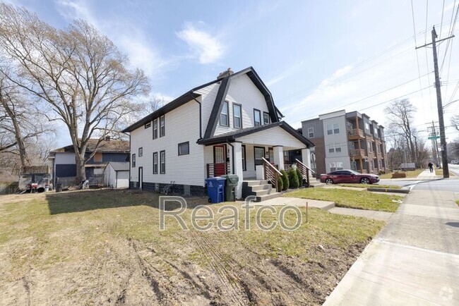 Building Photo - 324 Woodland Ave Rental