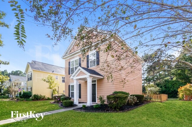 Photo - 216 Pimpernel St