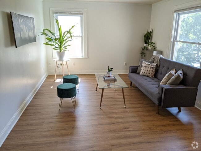 Building Photo - 2509 Pleasant Ave Unit 2 Rental
