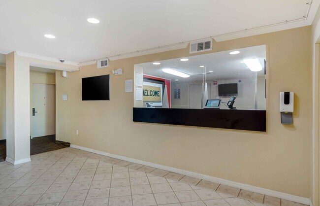 Furnished Studio-Atlanta - Marietta - Powers Ferry Rd.