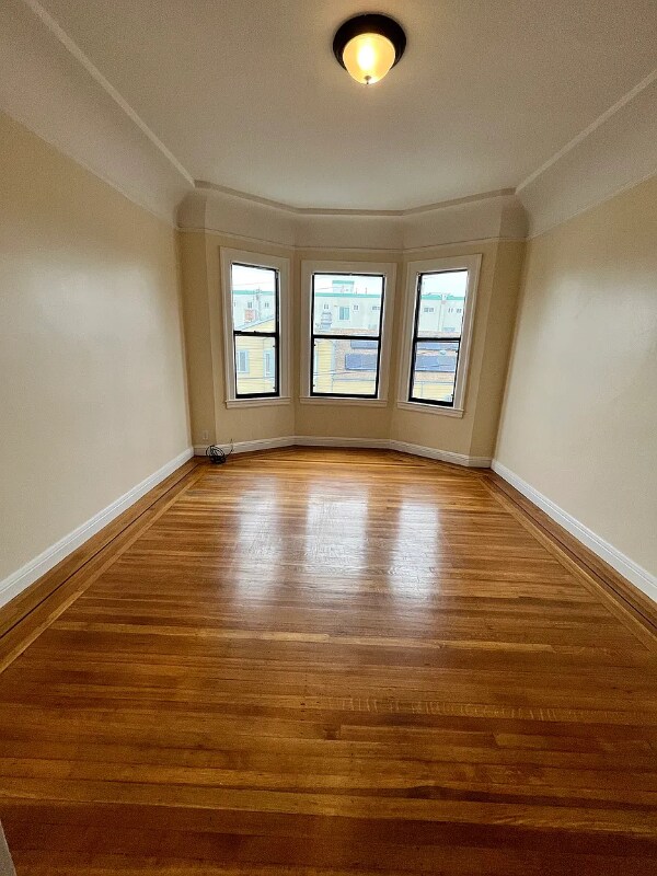 Photo - 5650 Mission St Unidad A