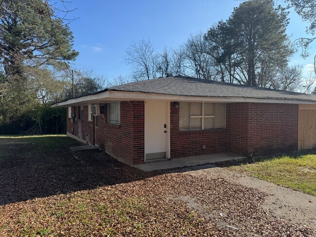 Photo - 1014 N Larchmont Dr Unit B