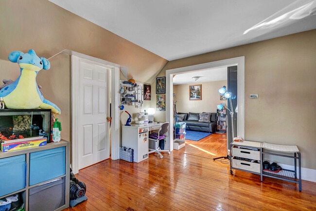 Photo - 68 Sheldon Terrace Unit 3