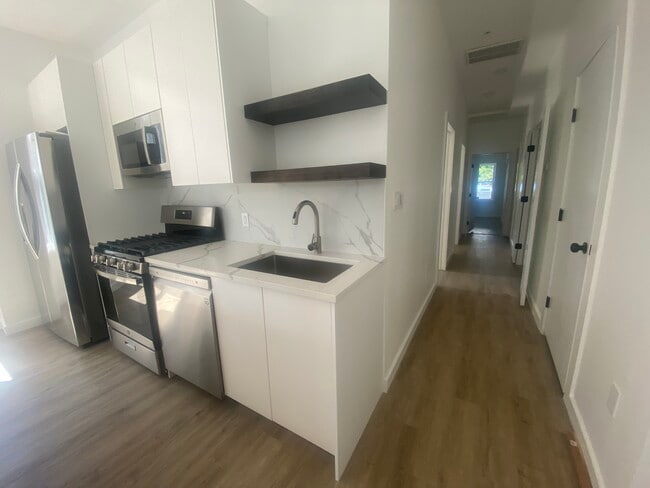 Kitchen - 1507 West St Unidad Apartment 2