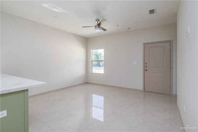 Photo - 22 Galveston Ave Unidad 5