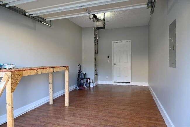 Photo - 3485 Oxwell Dr NW