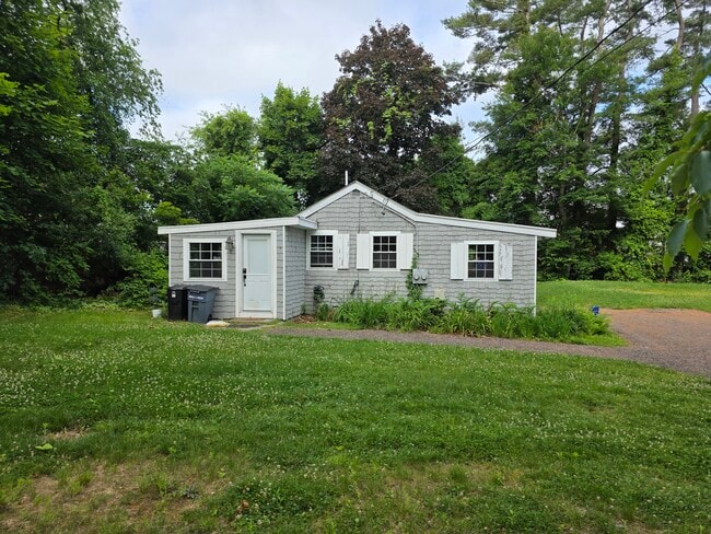 Photo - 324 Monponsett St House