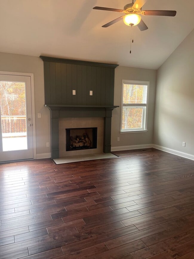 Photo - 4 Bedroom + Finished Basement for Rent in Ooltewah