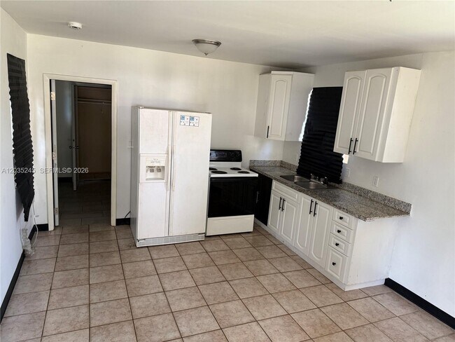 41 SW 7th Ave Unit 1