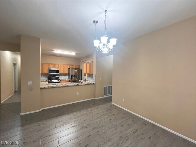 Photo - 673 Peachy Canyon Cir