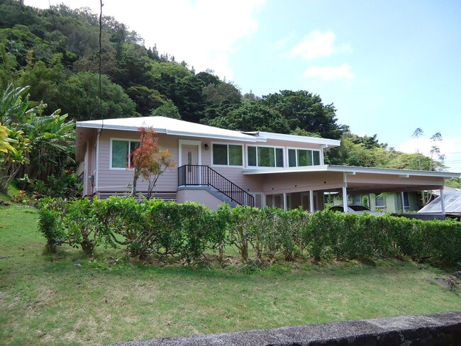 Remodeled 3 bedroom, 2 Bath Home in Pauoa ... - Remodeled 3 bedroom, 2 Bath Home in Pauoa ...