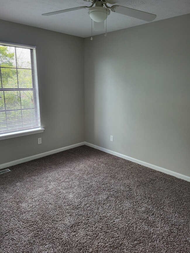 Photo - 194 S Killarney Ln