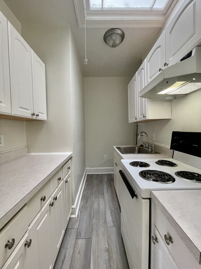 Photo - 7347 Wisconsin Ave Unit 303