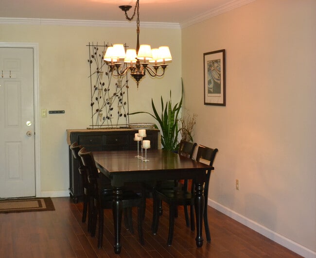 Dining Room - 380 Hildred Dr Unit 380 Hildred Drive