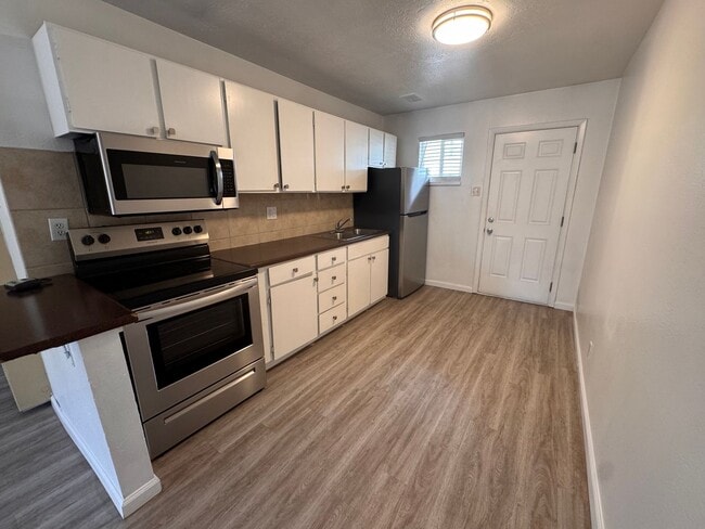 Photo - 9400 Candelaria Rd NE Unit 1196 - 9400 Candelaria Rd NE, C