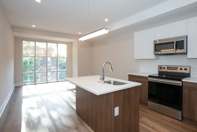 Photo - Spruce Square