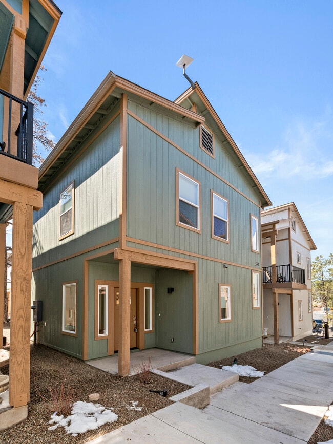 3001 E Butler Ave