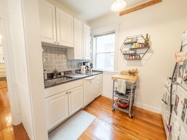 Photo - 12 Hamlin St Unit 1