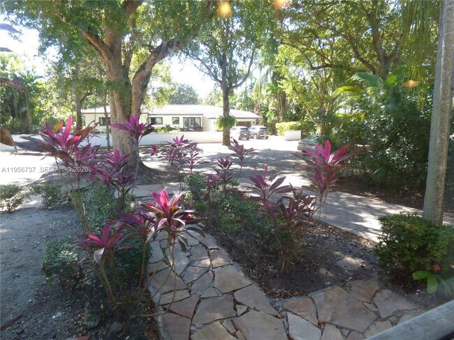 Photo - 409 Marmore Ave