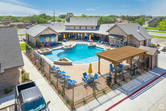 Pool - Signature Apartments