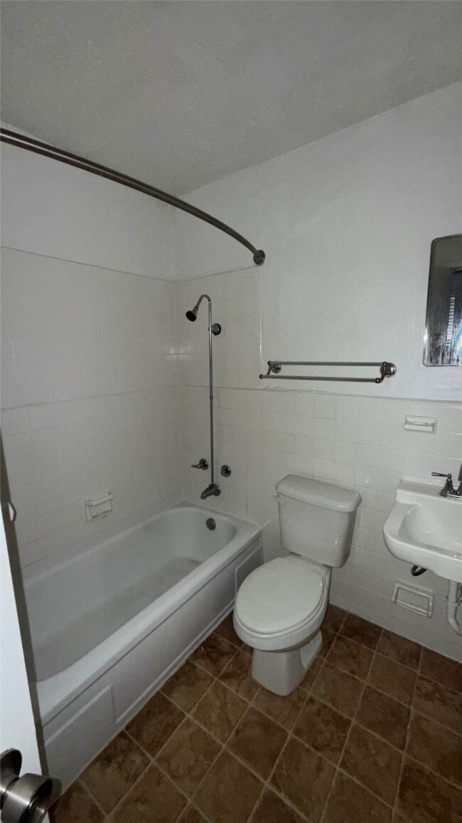 Building Photo - 4921 Crawford St Unit 13