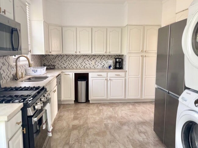 Cocina - 5412 York St Unidad A