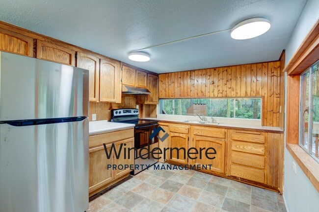 Photo - Private 2 bed 2 bath home