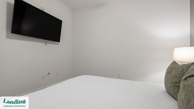 Photo - 5209 Craftsman Dr Unidad 100-302